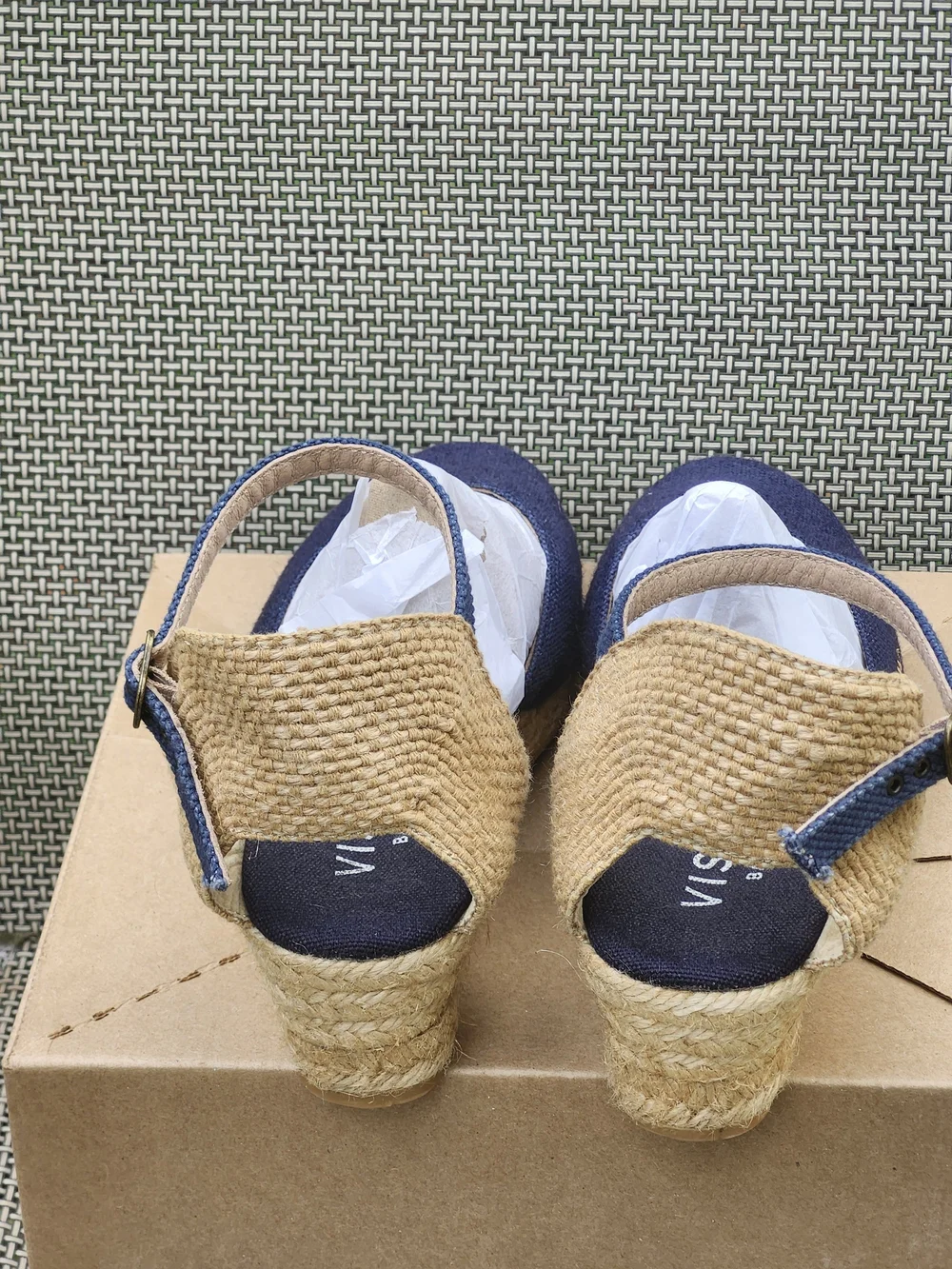 NWOT Viscata Barcelona Navy Blue Canva Wedge Espadrilles Size 41 US 10